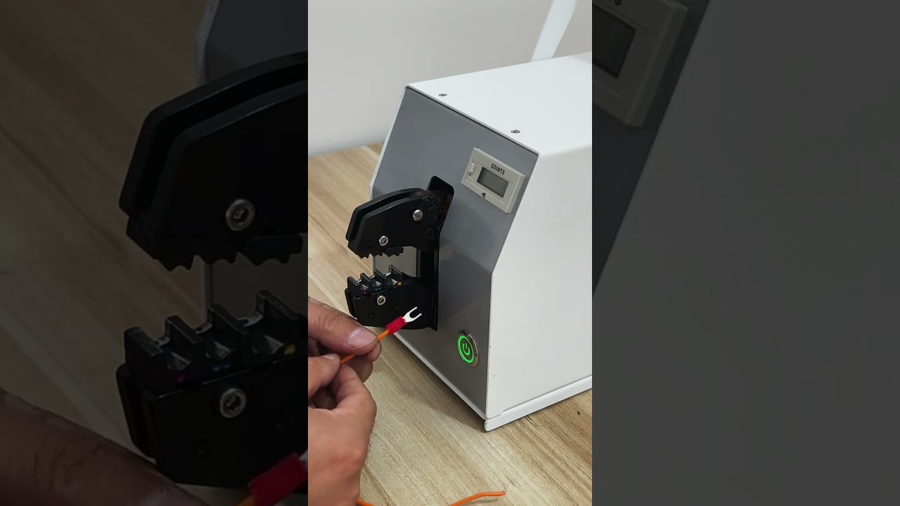 Elektrisk terminalkrympmaskin 65EC – kompakt och kraftfull #maskin #fabrik