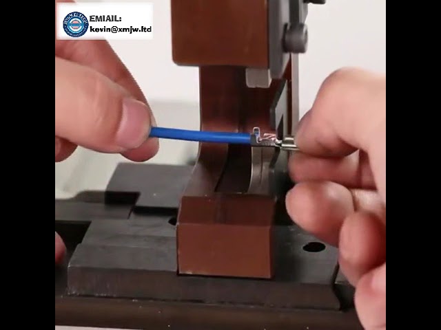 OTP Vertikal Applicator Die för Terminalcrimpning – Precisionsmontering för Automation