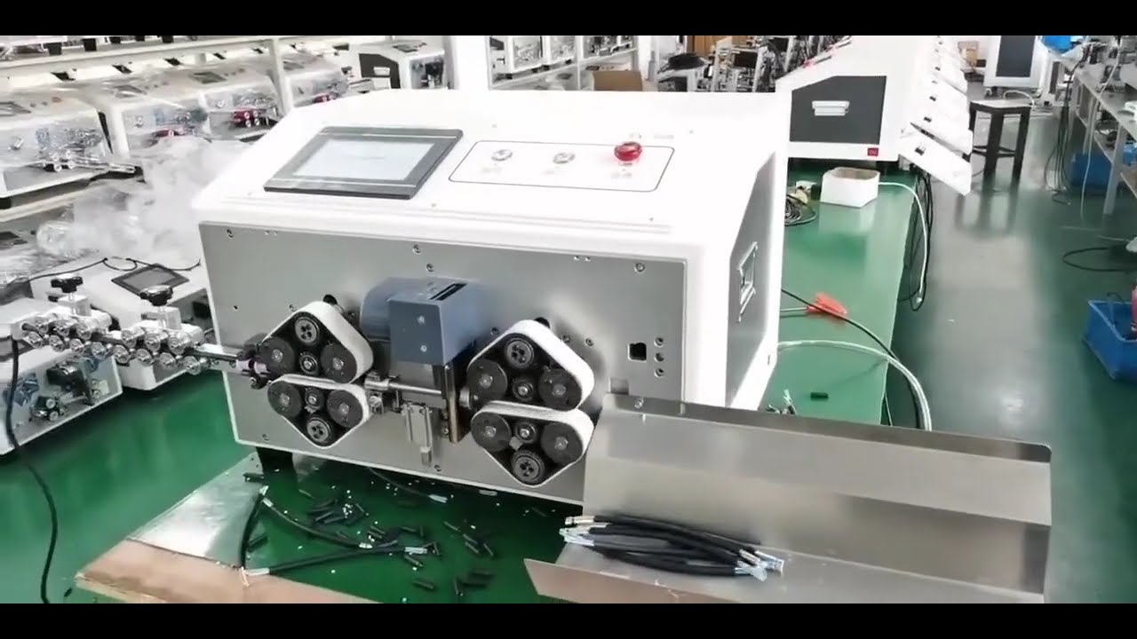 Belt Wheel Inner and Outer Sheath Stripping Machine Working Real Shot Equipment